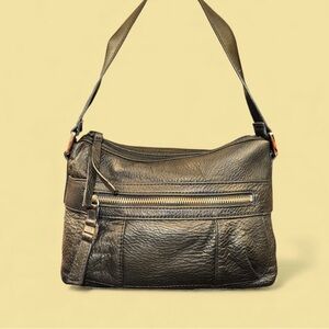 Reaction Kenneth Cole Black Shoulder Bag